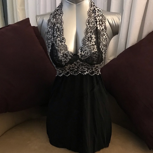 $10🛍 Babydoll slip lingerie set with G-string - Picture 3 of 4